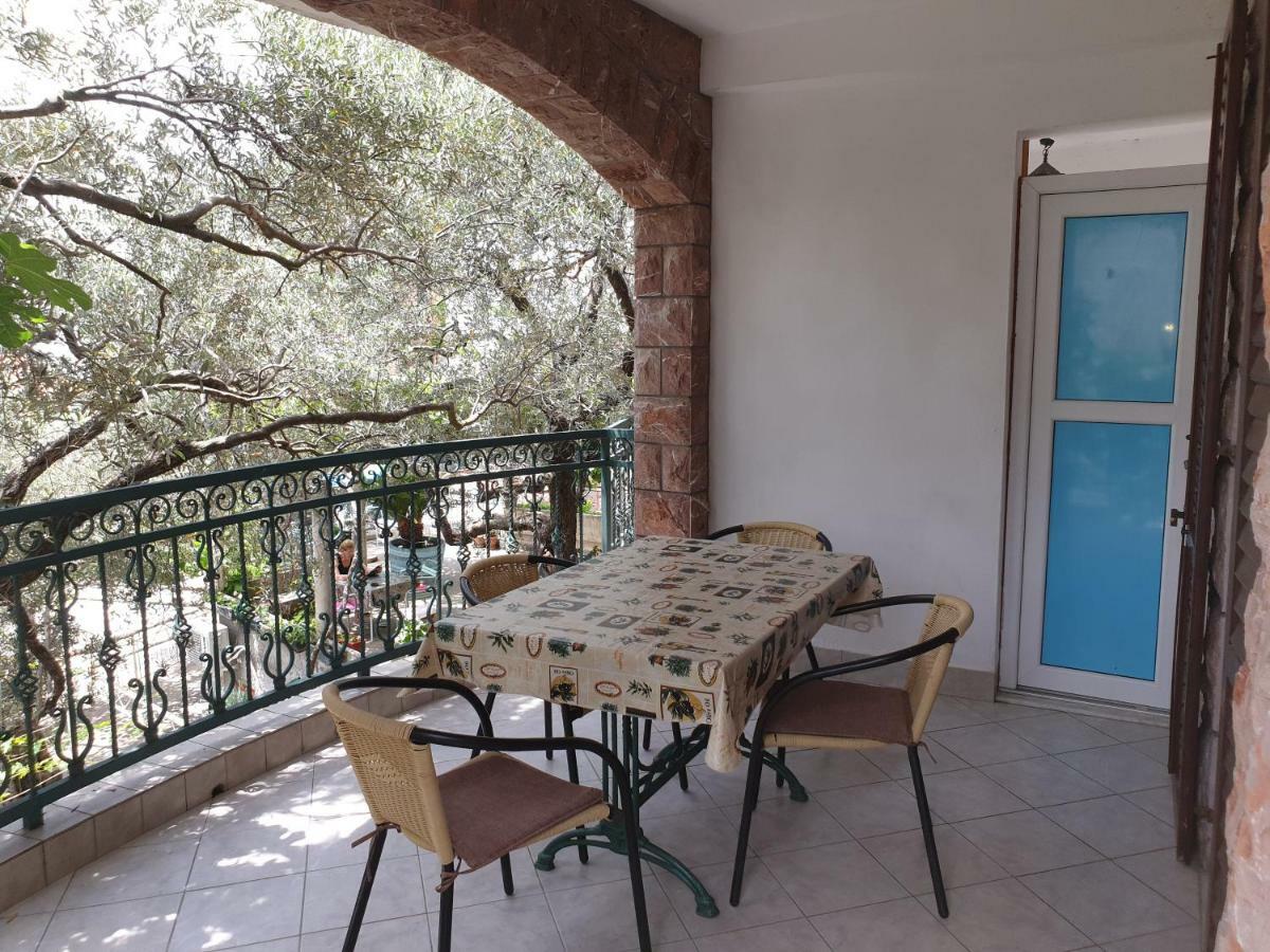 Zoro Apartments Свети-Стефан Экстерьер фото